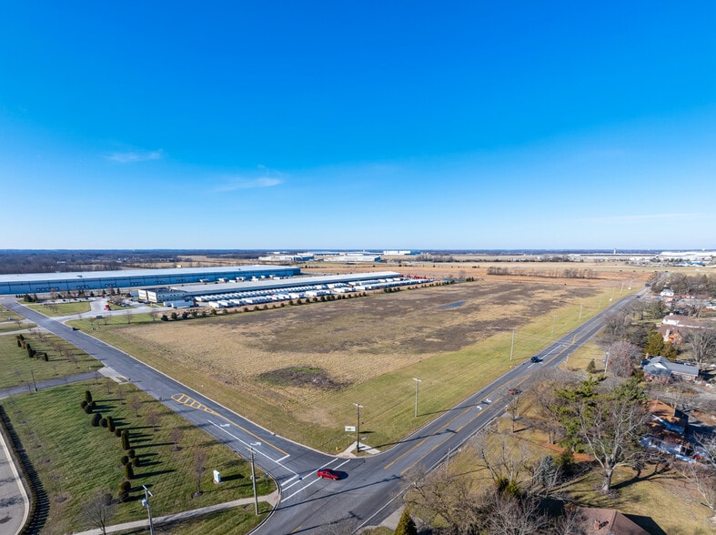 9085 Peters Pike, Vandalia, OH for lease - Aerial - Image 3 of 7
