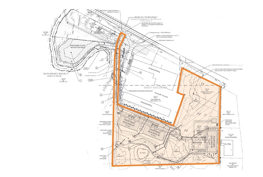 550 Berlin Tpke, Berlin, CT à vendre Photo du bâtiment- Image 1 de 2