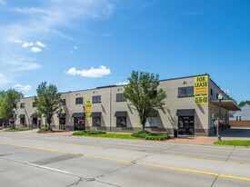 Redford Crossing at City Oaks - Warehouse