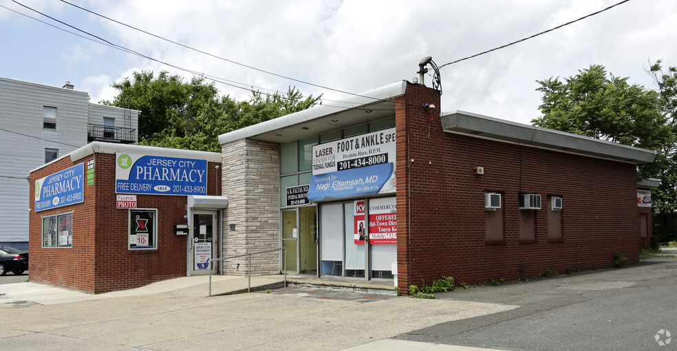 1815 John F Kennedy Blvd, Jersey City, NJ for sale - Primary Photo - Image 1 of 1