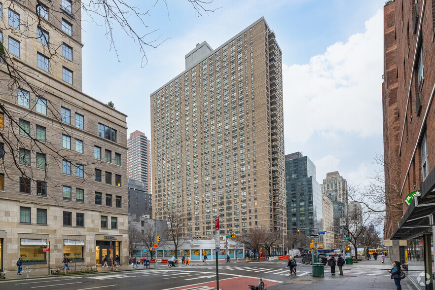 301-319 E 79th St, New York, NY à vendre - Photo principale - Image 1 de 1