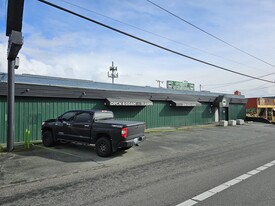 9724 Aurora Ave N, Seattle WA - Commercial Real Estate