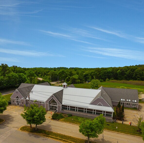 407 E. Main, Spencer, MA à louer - Photo principale - Image 2 de 10