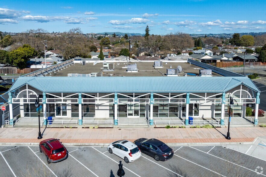 16020-16032 Hesperian Blvd, San Lorenzo, CA à louer - Aérien - Image 3 de 6