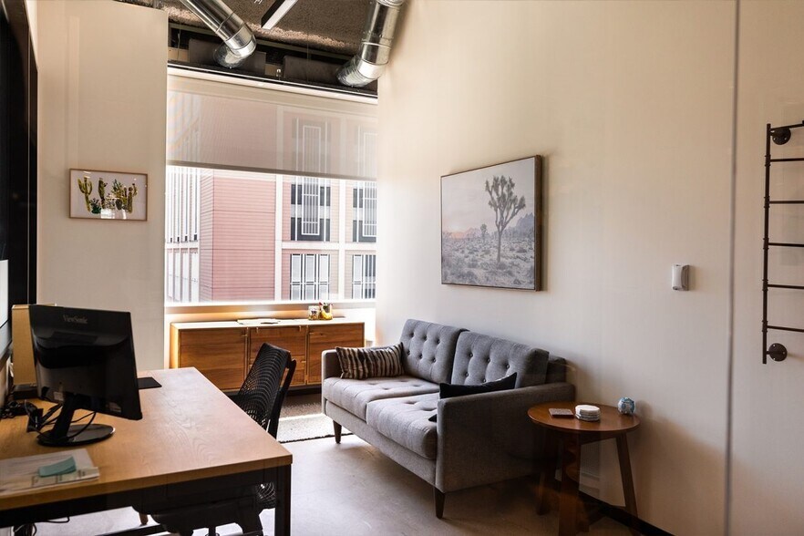 909 Davis St, Evanston, IL à louer - Photo intérieure - Image 3 de 12