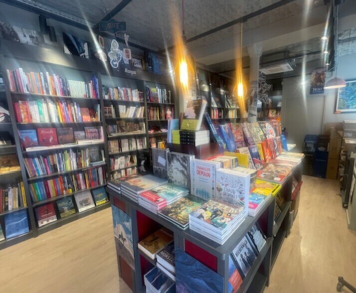 20 Rue Delambre, Paris à vendre - Photo du bâtiment - Image 2 de 7