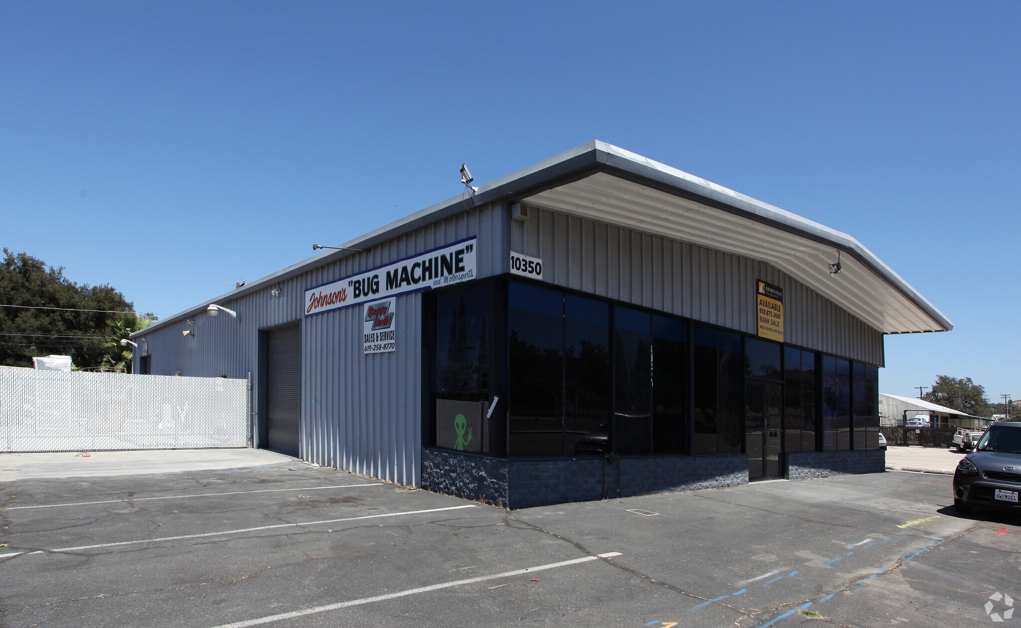 10350 Mission Gorge Rd, Santee, CA for sale Primary Photo- Image 1 of 1