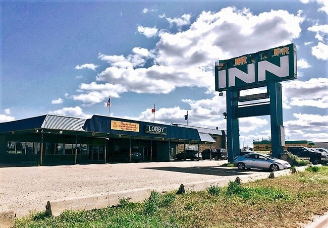 Plus de détails pour 4001 Highway St, Valleyview, AB - Services hôteliers à vendre