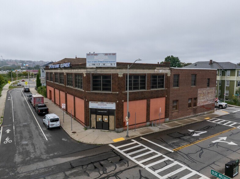 2 Olde Millbury St, Worcester, MA à vendre - Photo du bâtiment - Image 2 de 12