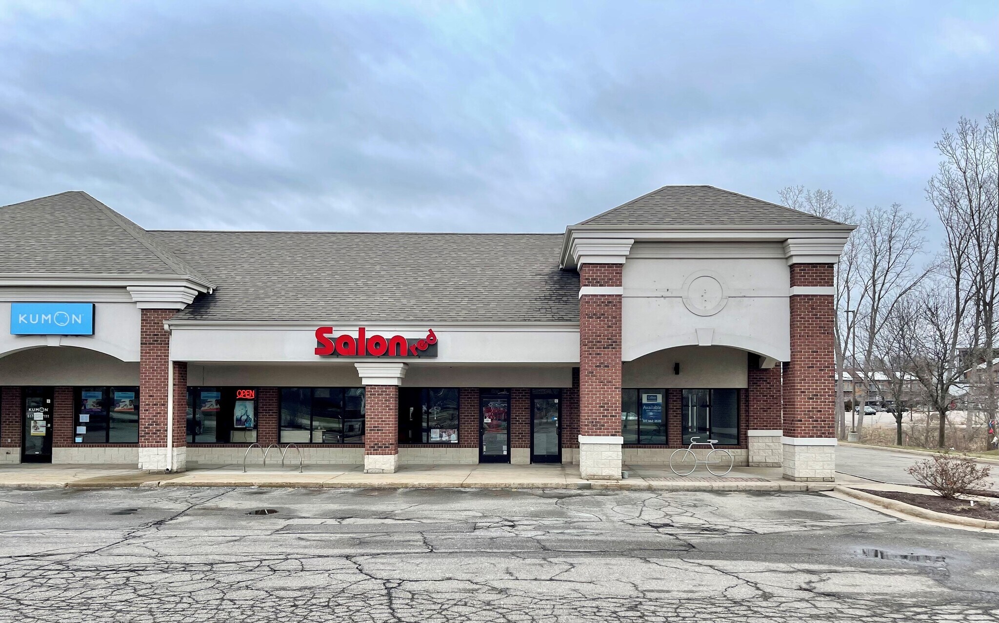 2398 Jolly Rd, Okemos, MI à vendre Photo du bâtiment- Image 1 de 1