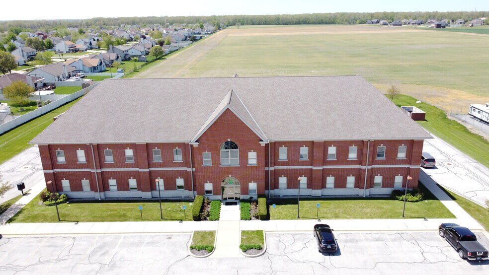 7825 N Dixie Hwy, Newport, MI à louer - Photo du bâtiment - Image 3 de 10