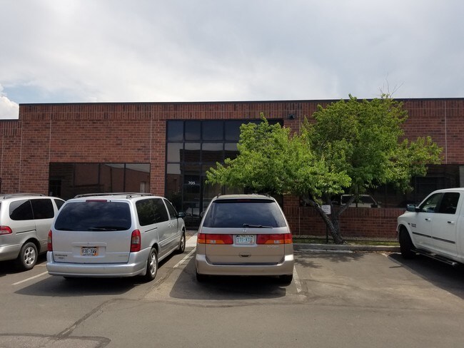 Plus de détails pour 7388 S Revere Pky, Centennial, CO - Local d'activités à louer