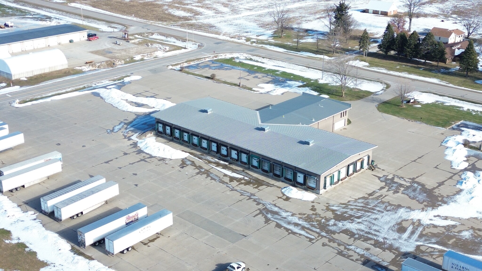 619 & 715 E St S, Grinnell, IA 50112 portfolio of 2 properties for sale on LoopNet.ca Primary Photo- Image 1 of 3