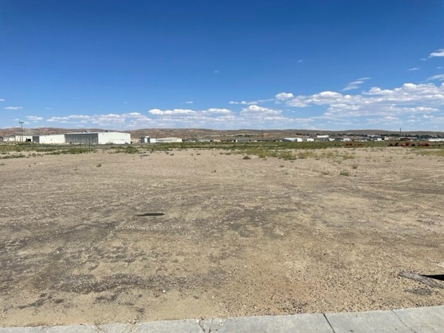 6101 Foothill Blvd, Rock Springs, WY à louer - Photo du bâtiment - Image 2 de 12