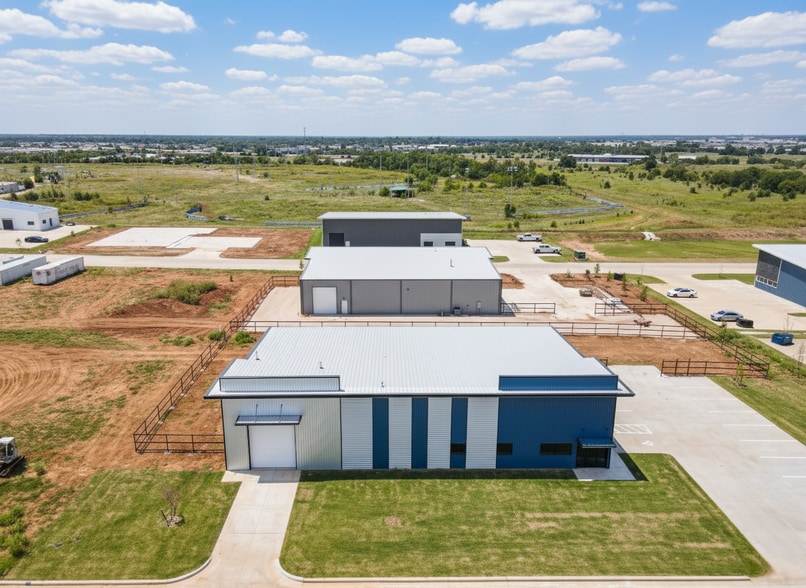 617 NW 124th st, Oklahoma City, OK for lease - Building Photo - Image 3 of 7