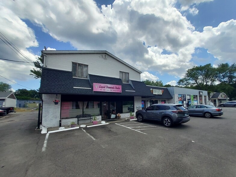 382 Wolcott Rd, Wolcott, CT for lease - Building Photo - Image 3 of 13