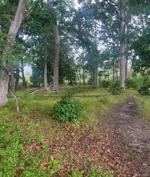 1727 Crescent Lake rd, Waterford, MI for sale - Other - Image 3 of 6