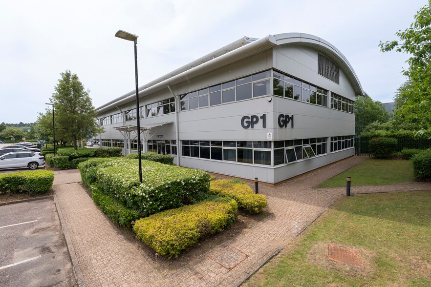 1 Cheaney Dr, Northampton for lease - Building Photo - Image 3 of 6