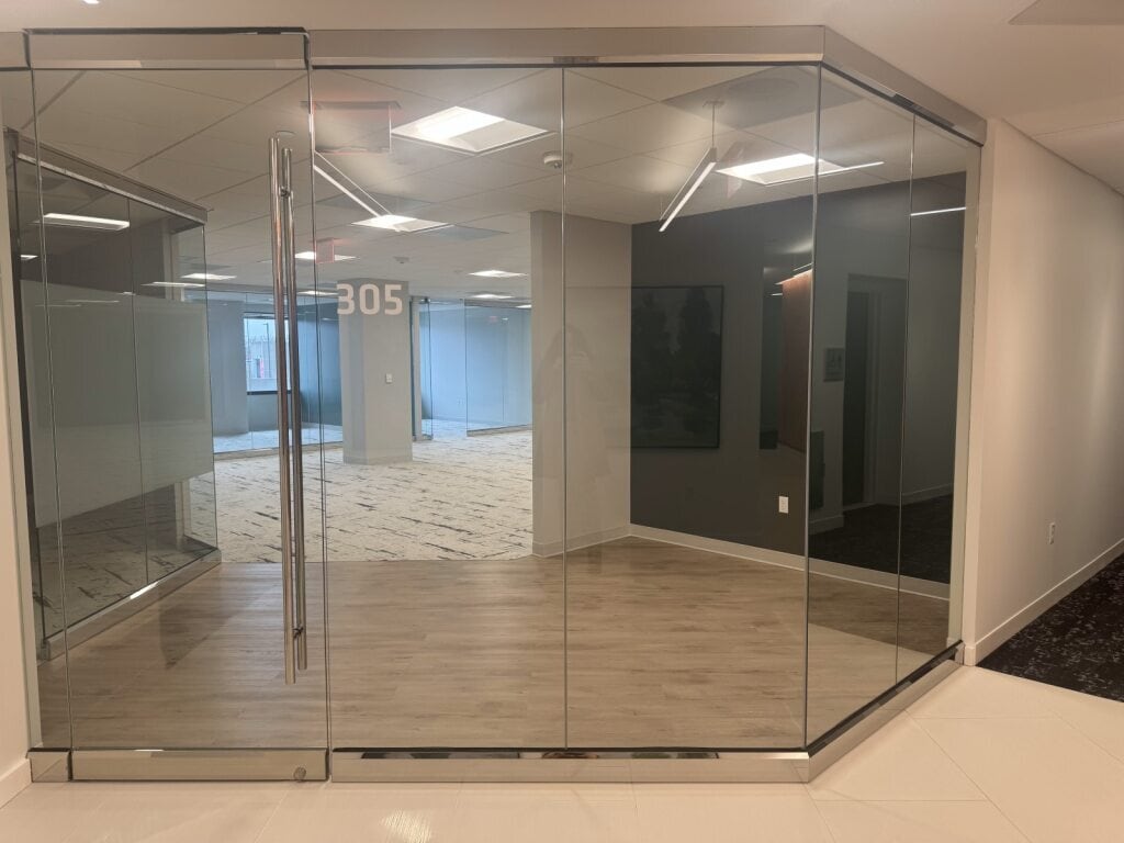 8201 Greensboro Dr, McLean, VA for lease Interior Photo- Image 1 of 14
