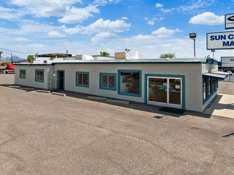 9801 N 19th Ave, Phoenix, AZ à louer - Photo du bâtiment - Image 3 de 13