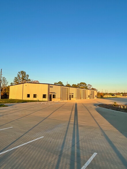 16906 Telge Rd, Cypress, TX for lease - Building Photo - Image 2 of 6