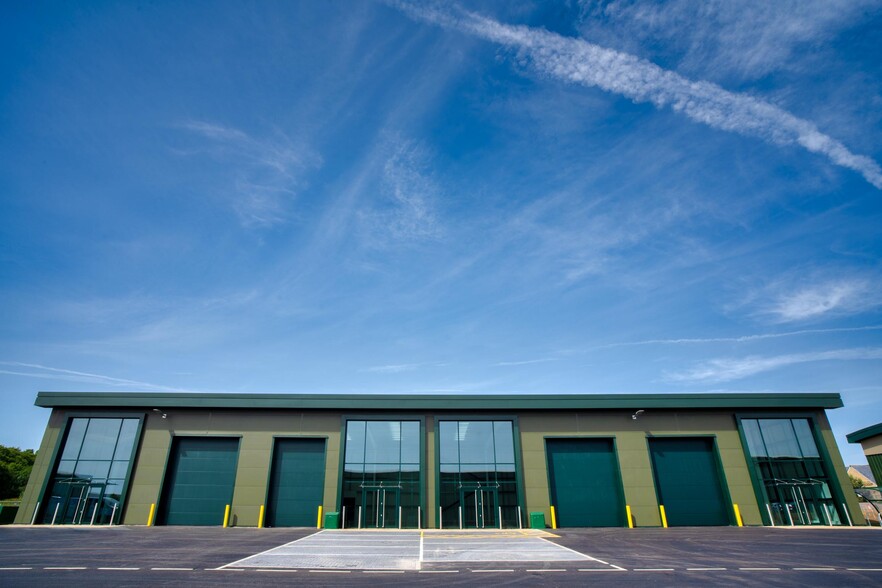 Panniers Way, Barleythorpe for lease - Building Photo - Image 1 of 10