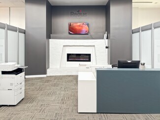 Plus de détails pour 49-55 Davis Sq, Somerville, MA - Coworking à louer