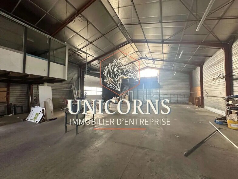 Industrial in Tournefeuille for lease - Interior Photo - Image 2 of 4