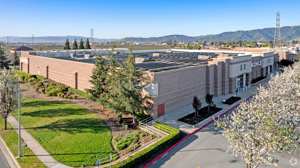 6705-6975 Camino Arroyo, Gilroy, CA à louer - Photo du bâtiment - Image 2 de 4