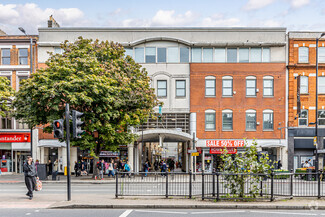 Plus de détails pour Holloway Rd, London - Vente au détail à louer