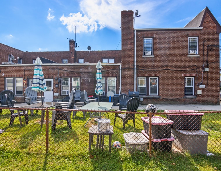 615-621 Seamon Ave & 2 Carleton Pl portfolio of 2 properties for sale on LoopNet.ca - Building Photo - Image 3 of 14