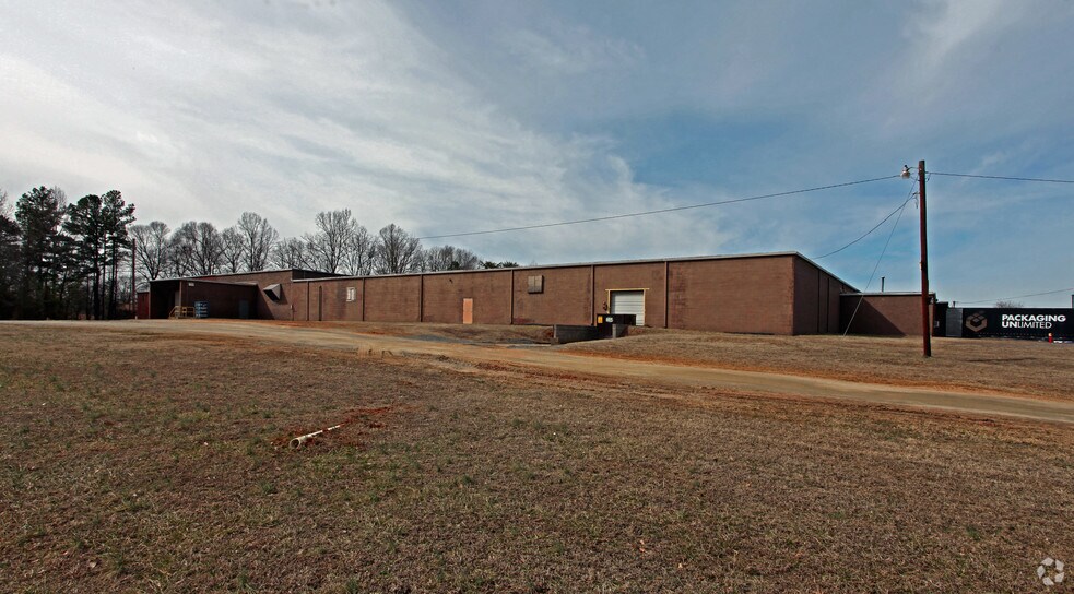 129 Legionaire Dr, Lincolnton, NC à louer - Photo principale - Image 1 de 10