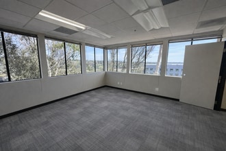 3665 Ruffin Rd, San Diego, CA for lease Interior Photo- Image 1 of 7