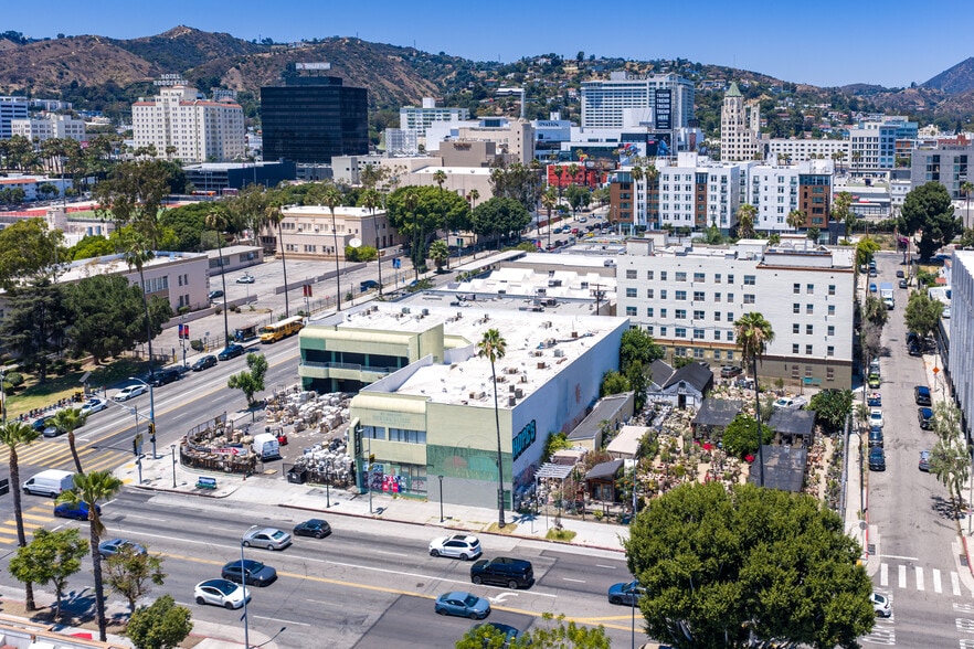 6751 W Sunset Blvd, Hollywood, CA for sale - Building Photo - Image 3 of 4