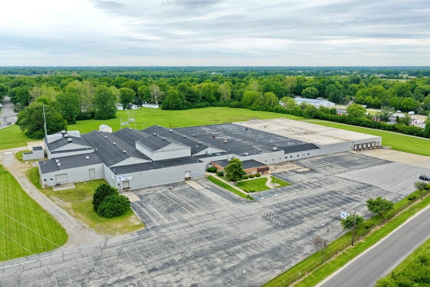 3401 W 8th St, Muncie, IN for sale - Building Photo - Image 1 of 6