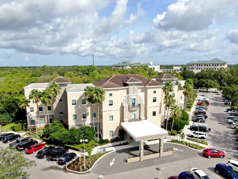 5831 Bee Ridge Rd, Sarasota, FL for lease - Building Photo - Image 3 of 11