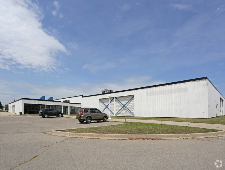 563 Barton St, Hamilton, ON à vendre - Photo principale - Image 1 de 1