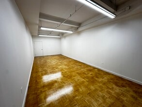 147 W 35th St, New York, NY for lease Building Photo- Image 1 of 6