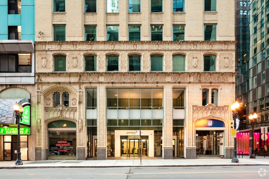 70 E Lake St, Chicago, IL à louer - Photo du bâtiment - Image 3 de 12