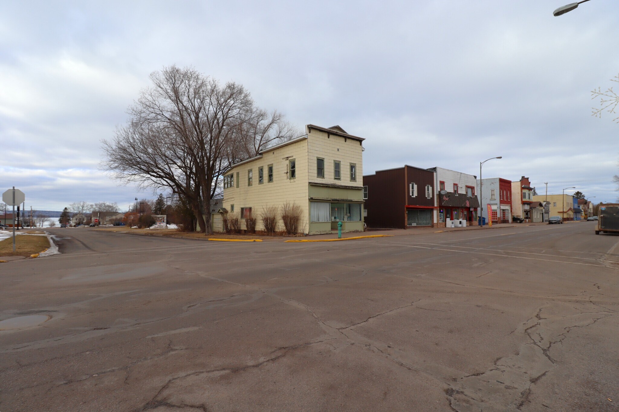 607 Main St E, Ashland, WI for sale Primary Photo- Image 1 of 7
