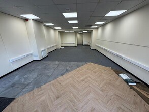 125-125a High St, Saltburn By The Sea for sale Interior Photo- Image 2 of 4
