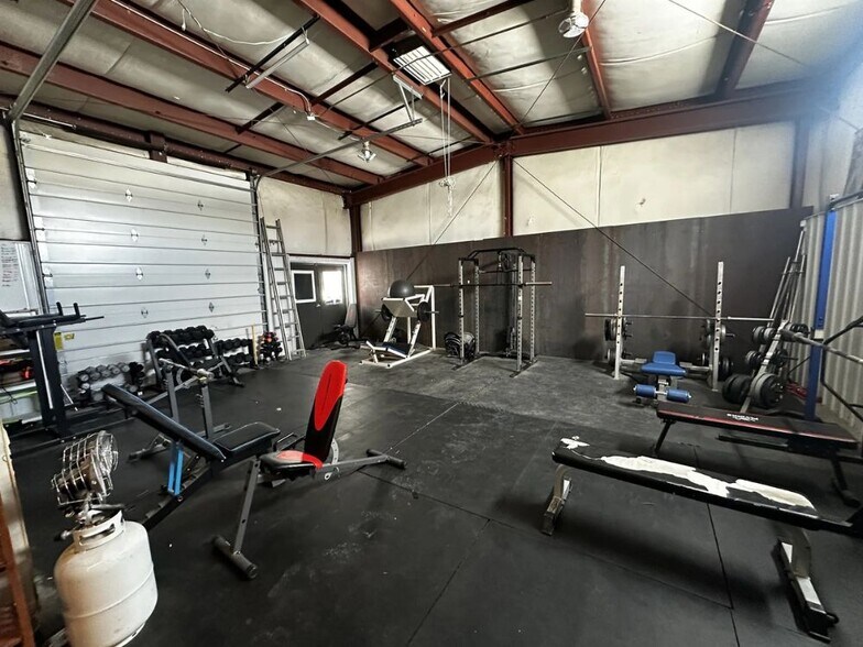 421 N 24th St, Billings, MT for lease - Interior Photo - Image 2 of 8