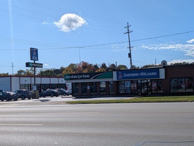 333 W Dickman Rd, Battle Creek, MI à louer - Photo du bâtiment - Image 2 de 11