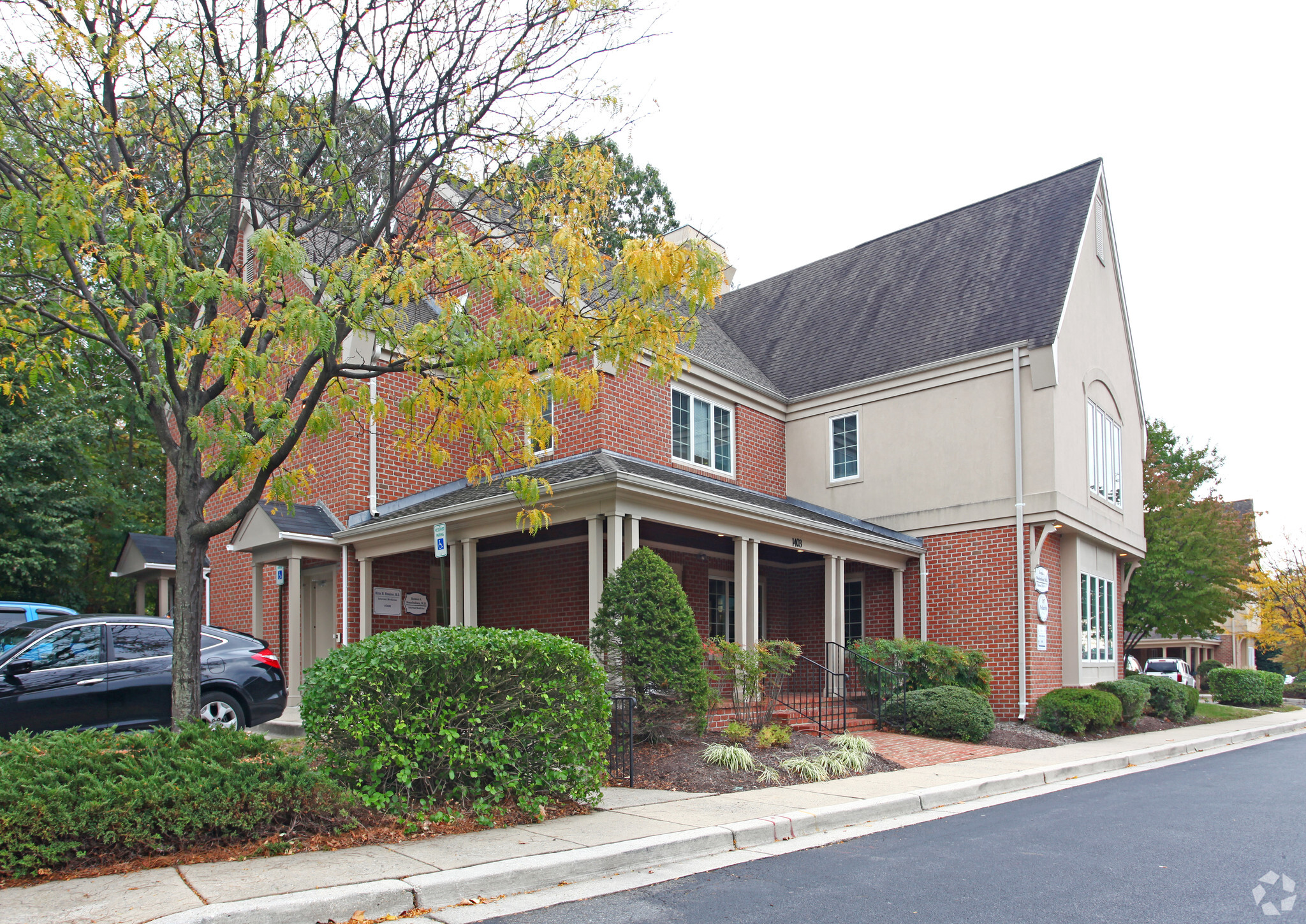 1403 Madison Park Dr, Glen Burnie, MD à vendre Photo principale- Image 1 de 1