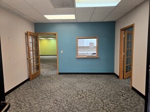 3202-3262 Kimball Ave, Manhattan, KS for lease Interior Photo- Image 2 of 8