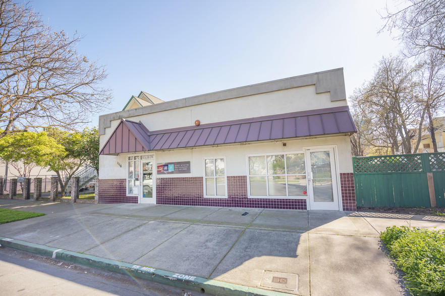 1112 D St, Sacramento, CA à vendre - Photo du bâtiment - Image 1 de 18