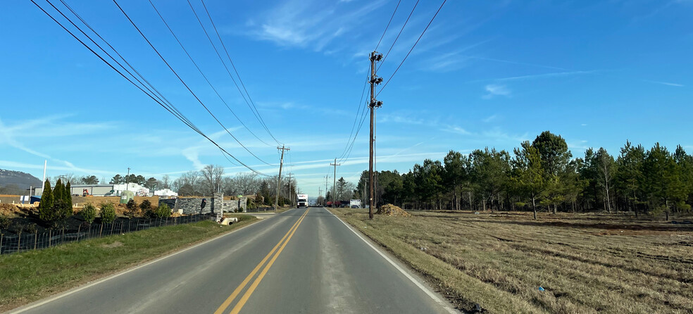 1750 Happy Valley Road, Rossville, GA à vendre - Photo du b timent - Image 1 de 10