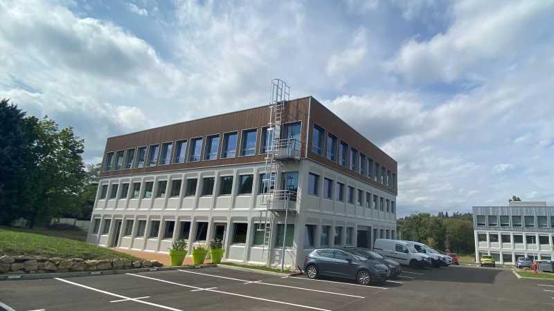 Bureau dans Dardilly à vendre - Photo du bâtiment - Image 2 de 8