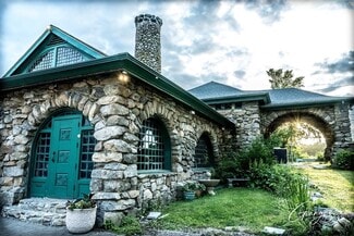 Plus de détails pour 1464 Kingstown Rd, South Kingstown, RI - Commerce de détail à vendre