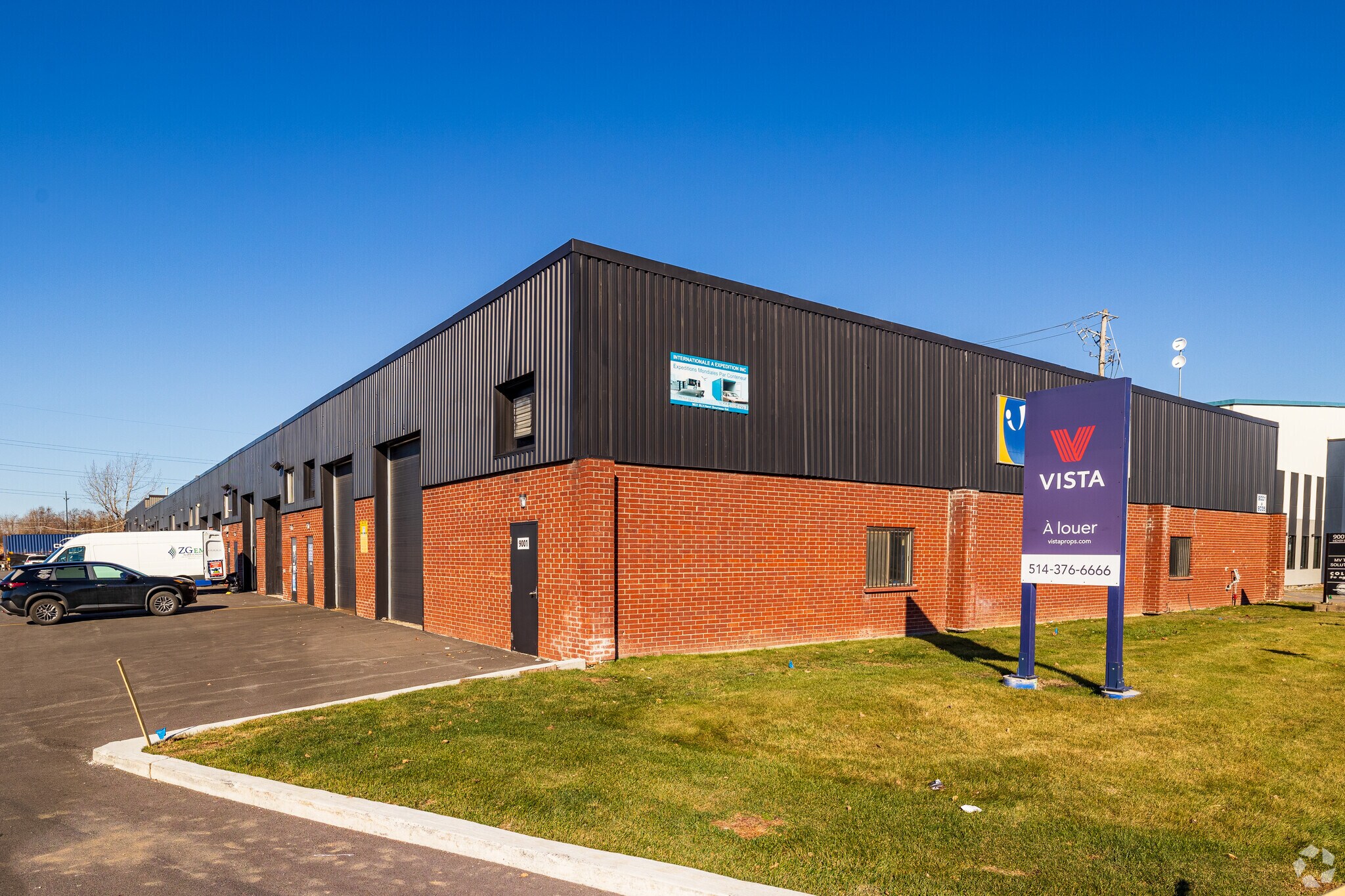 9001-9035 Boul Henri-Bourassa E, Montréal, QC for sale Primary Photo- Image 1 of 1